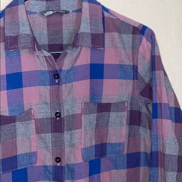 The north face button up plaid shirt - Picture 3 of 8